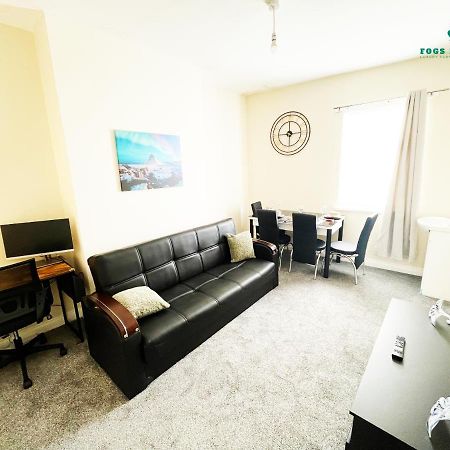 Fogs Property - Darlington City Apartments Екстер'єр фото