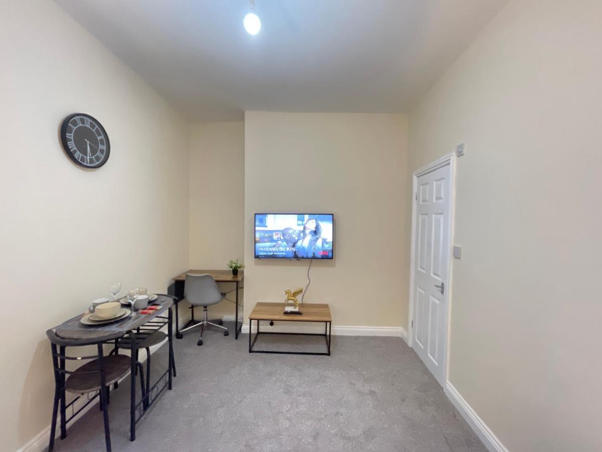 Fogs Property - Darlington City Apartments Екстер'єр фото