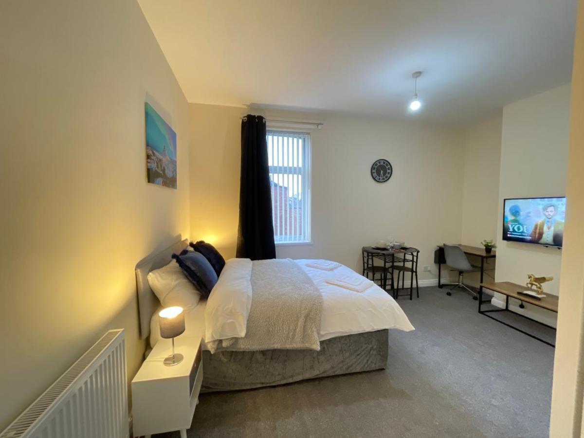 Fogs Property - Darlington City Apartments Екстер'єр фото