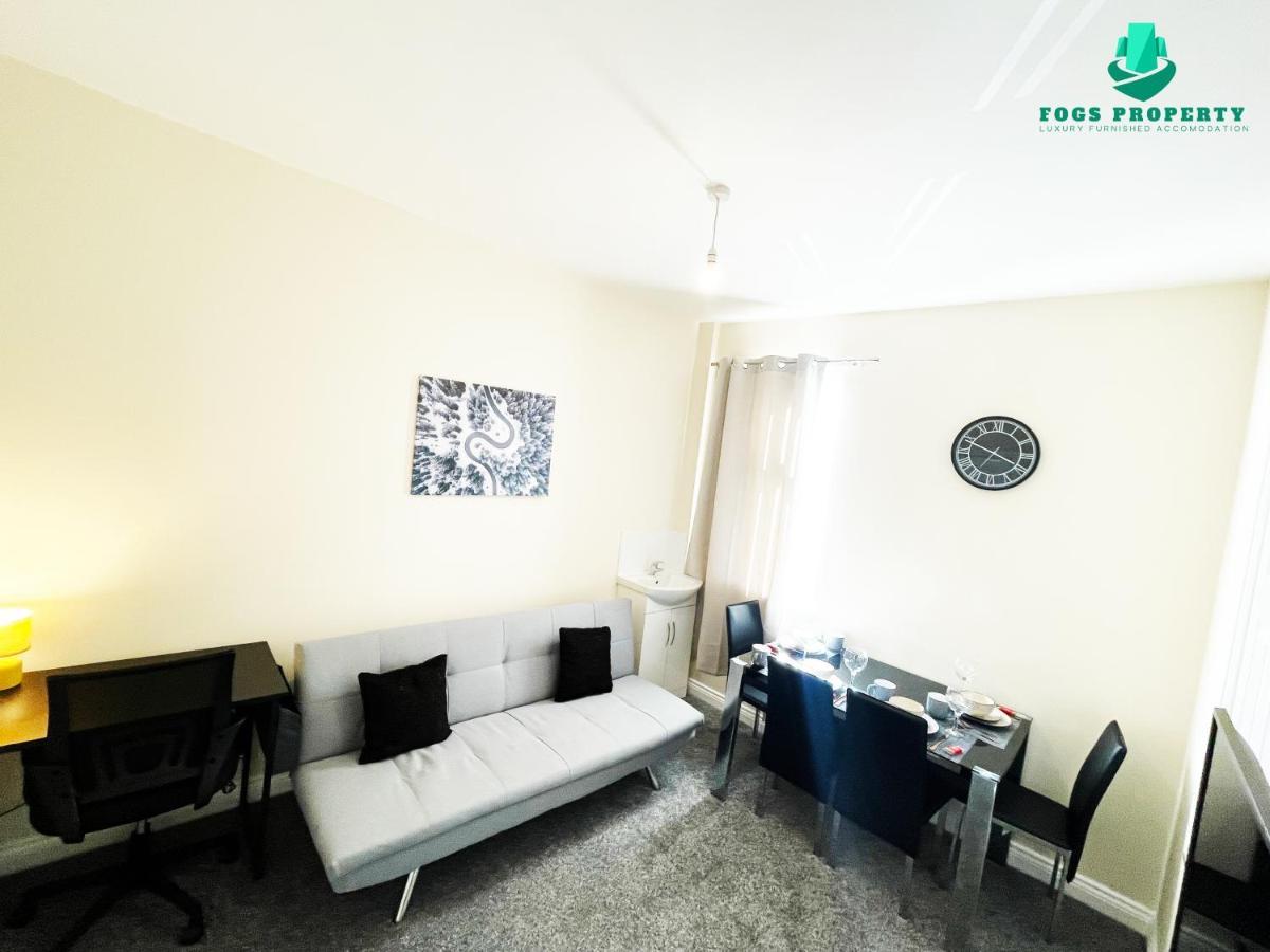 Fogs Property - Darlington City Apartments Екстер'єр фото