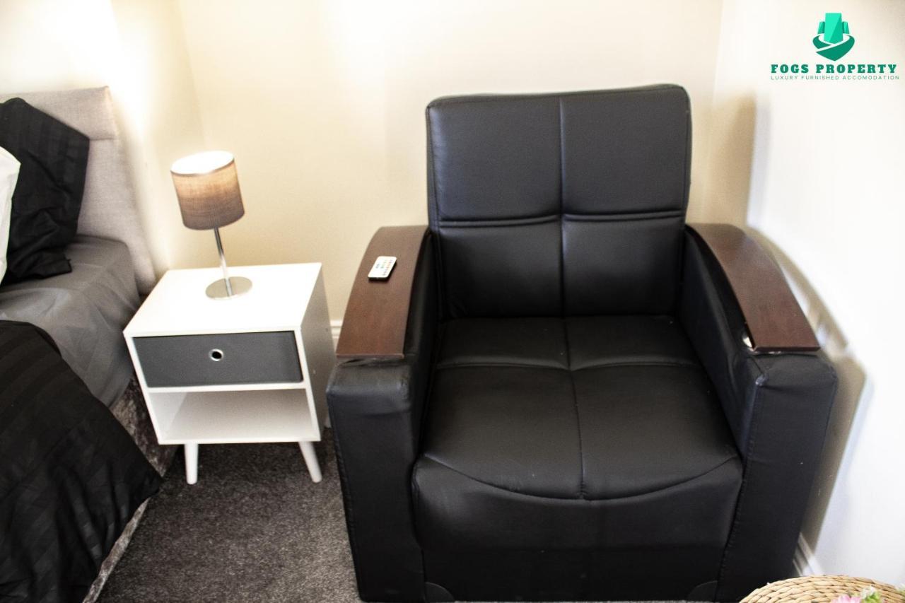 Fogs Property - Darlington City Apartments Екстер'єр фото