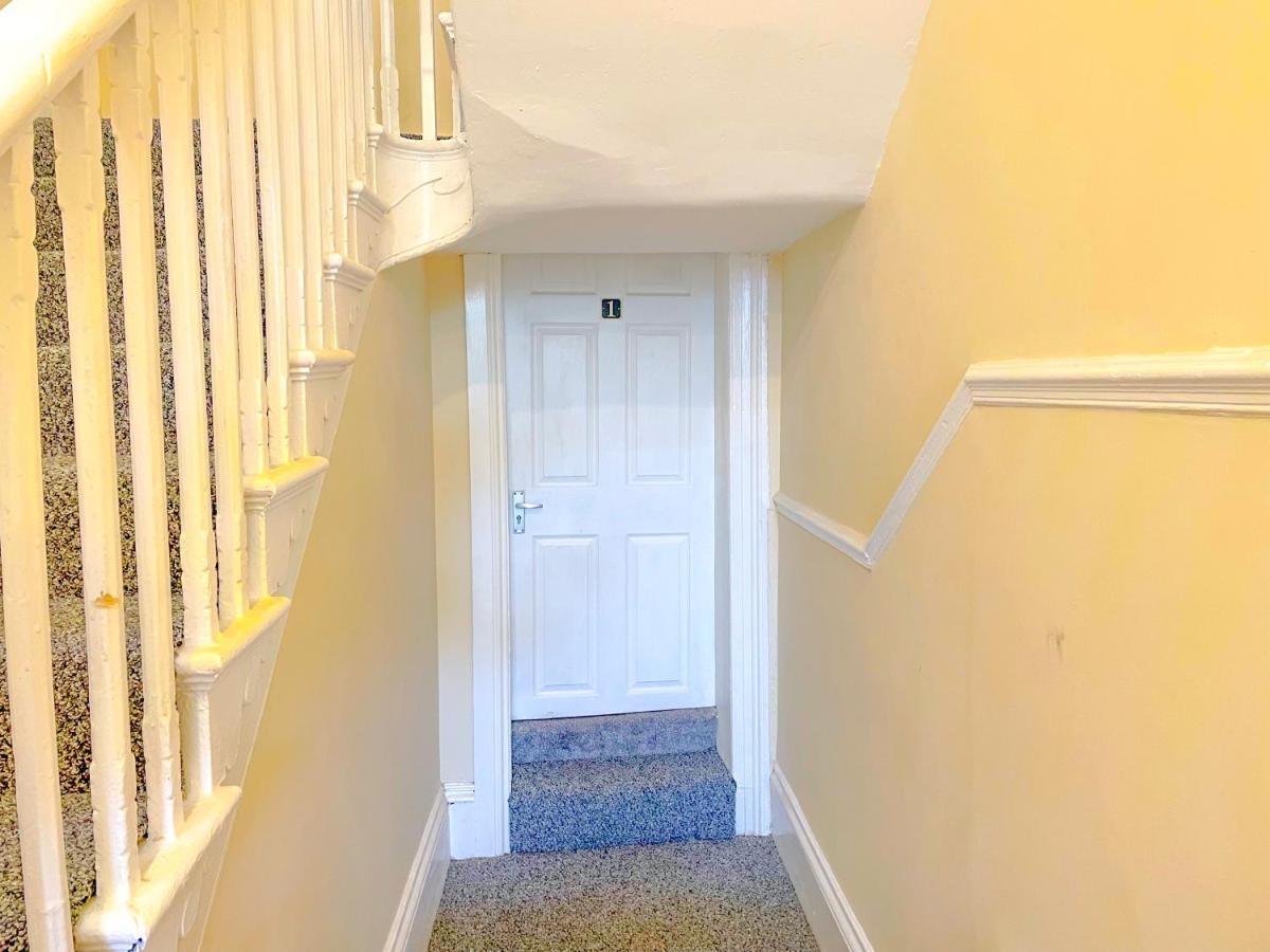 Fogs Property - Darlington City Apartments Екстер'єр фото