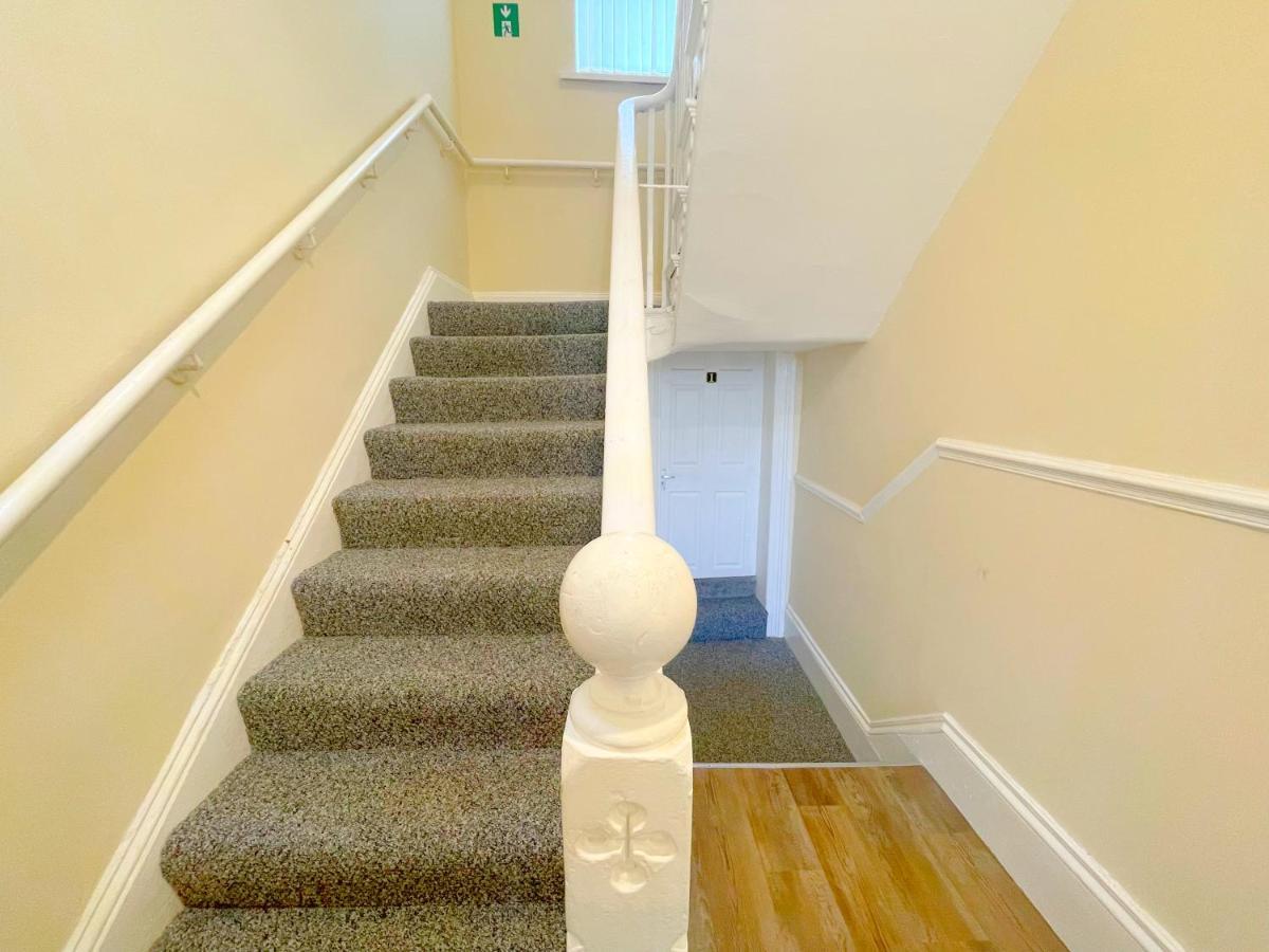Fogs Property - Darlington City Apartments Екстер'єр фото
