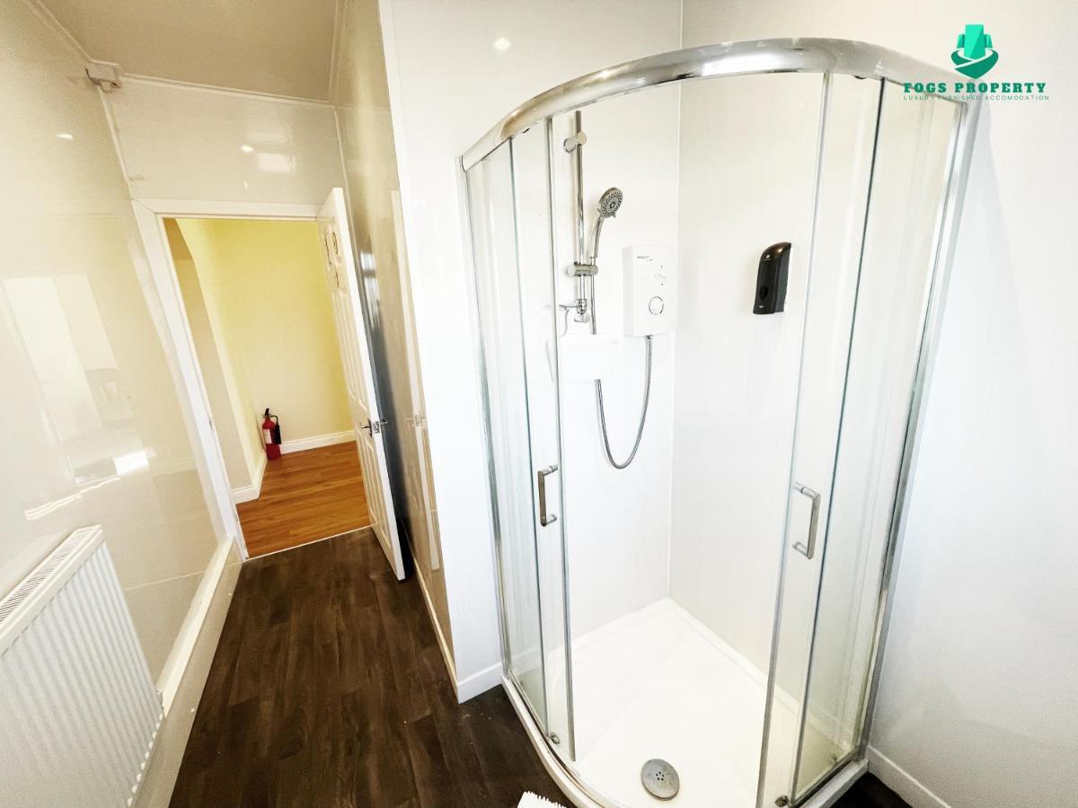 Fogs Property - Darlington City Apartments Екстер'єр фото