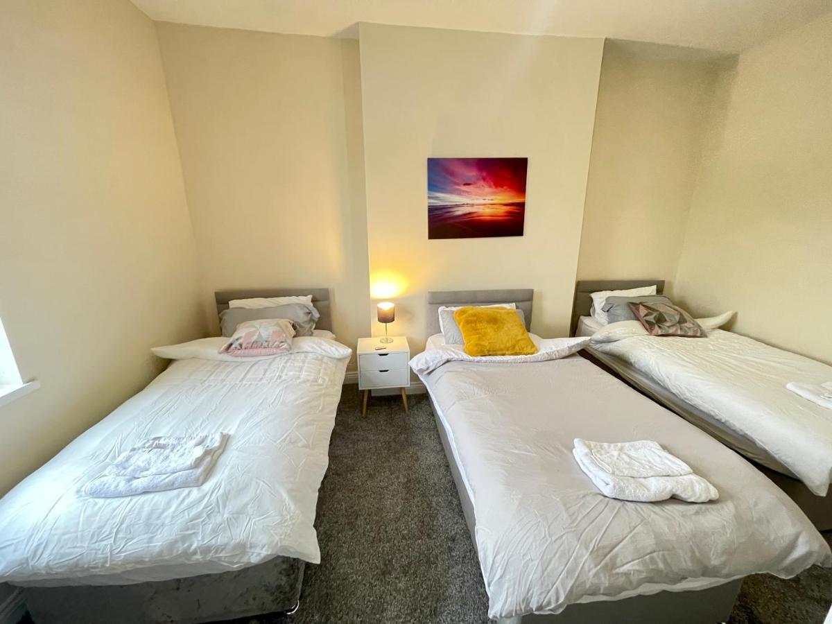 Fogs Property - Darlington City Apartments Екстер'єр фото